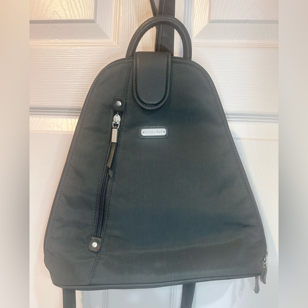 Baggallini Storm Gray Backpack Sling bag